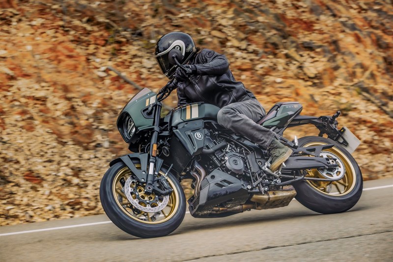 Die GSX-8TT bekommt man in Deutschland für unter 10.000 Euro.