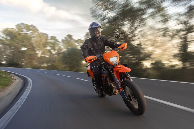 KTM 690 SMC R 2026