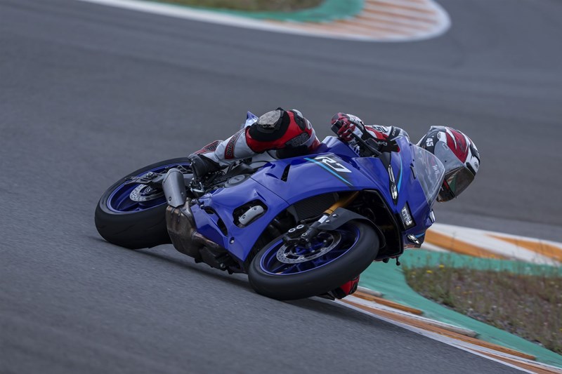 Yamaha R7 2026 im Test: Mittelklasse mit Superbike-DNA