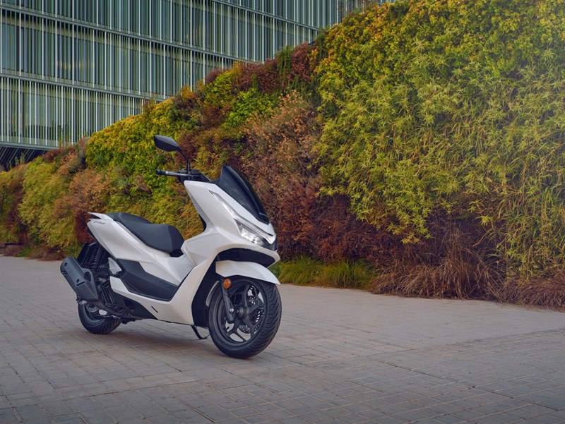 2025 Honda PCX125.