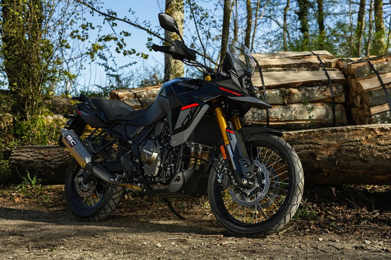 Die V-Strom 800 DE in ihrem natürlichen Habitat