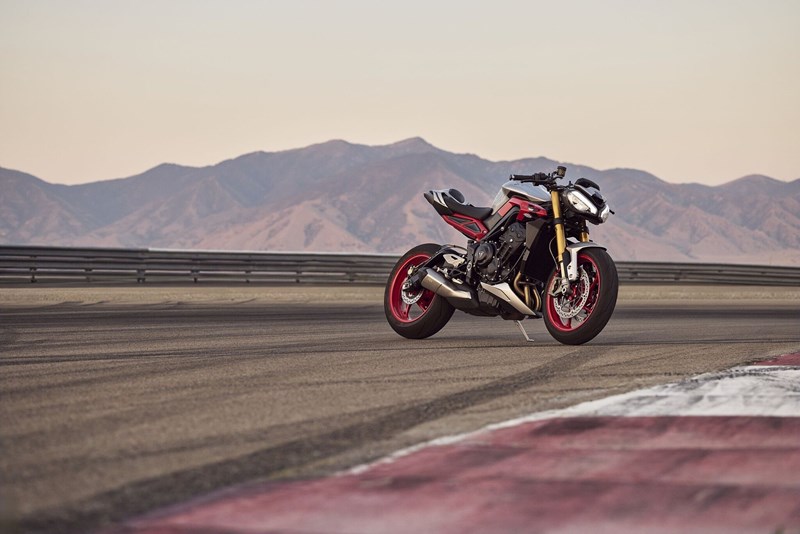 Top 10 Mittelklasse Naked Bikes 2026