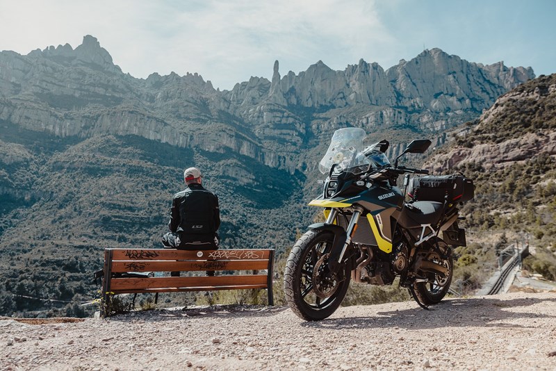Kurze Ausfahrten - oder weite Reisen! Die V-Strom 800 ist für beide Einsatzgebiete gut gerüstet.