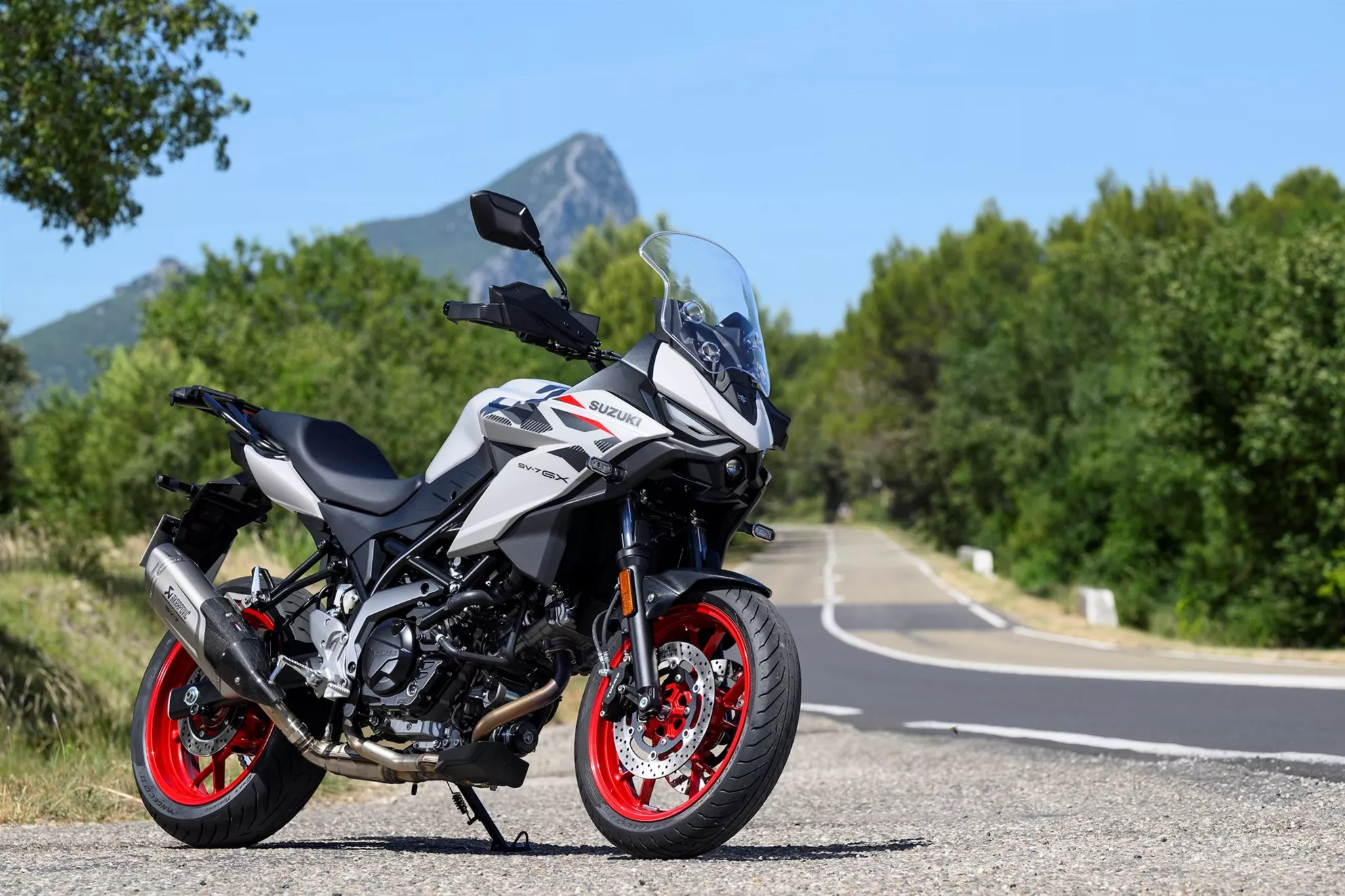 Suzuki SV-7 GX Suzuki SV-7 GX