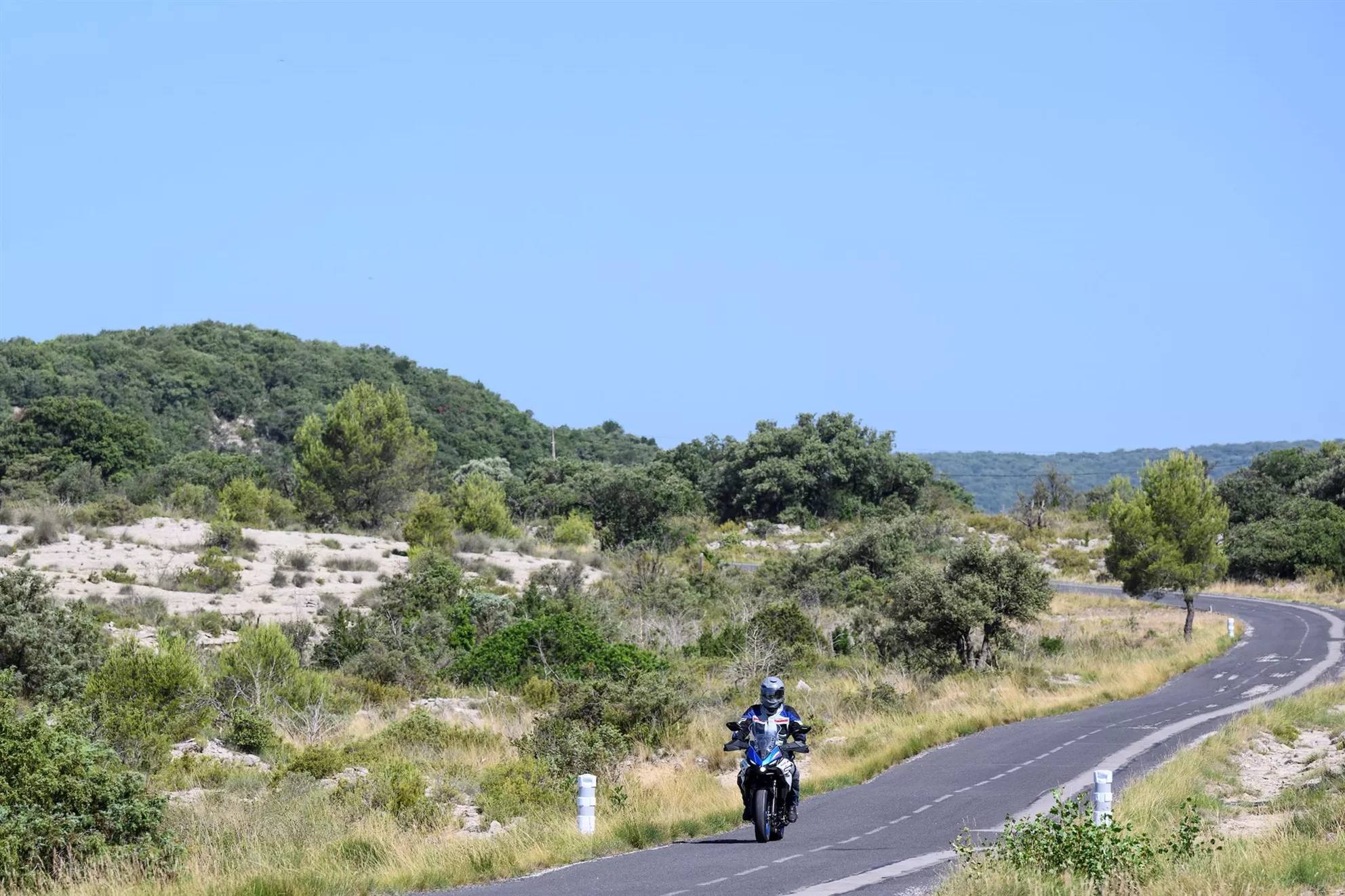 Beim Test der Suzuki SV-7 GSX im Juni 2026 in Südfrankreich! Beim Test der Suzuki SV-7 GSX im Juni 2026 in Südfrankreich!