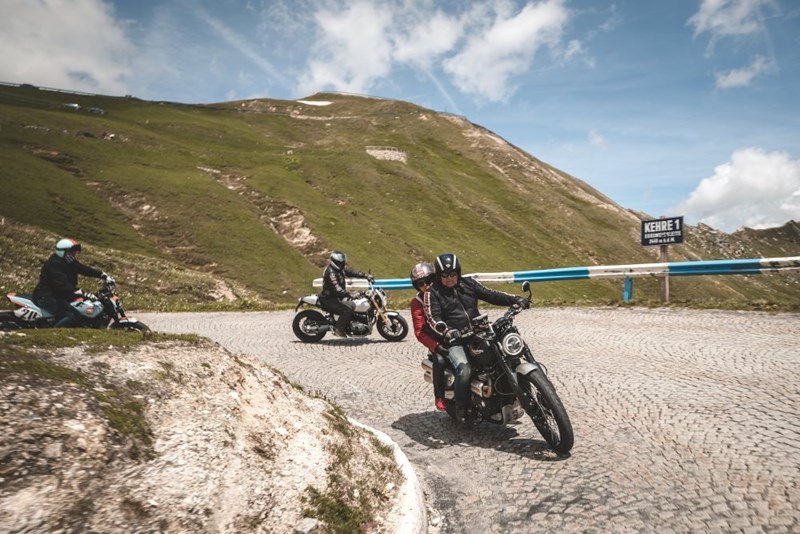 Warum wir Motorradfahren?