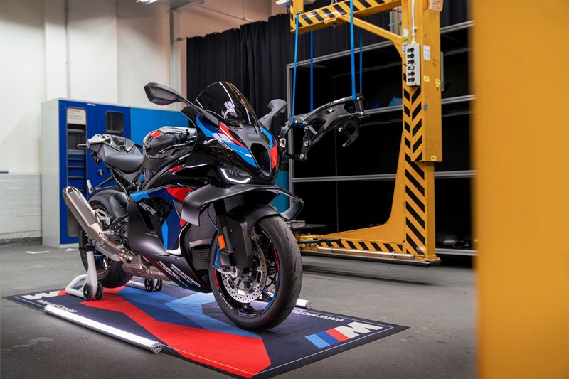 BMW Motorrad Modellpflege 2027: Updates, Farben und Pakete