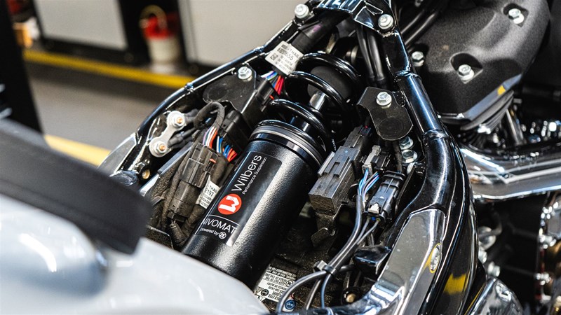Kostenloser Einbau vom Wilbers Nivomat bei der European Bike Week