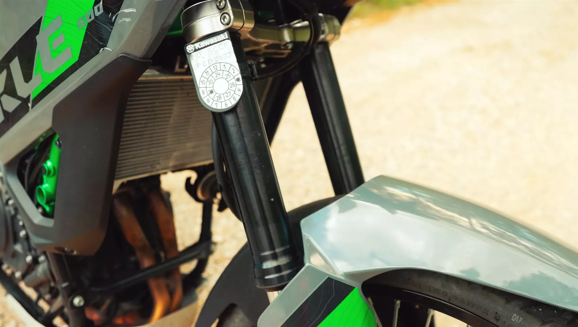 Kawasaki KLE 500 fork with 210 millimetres of travel