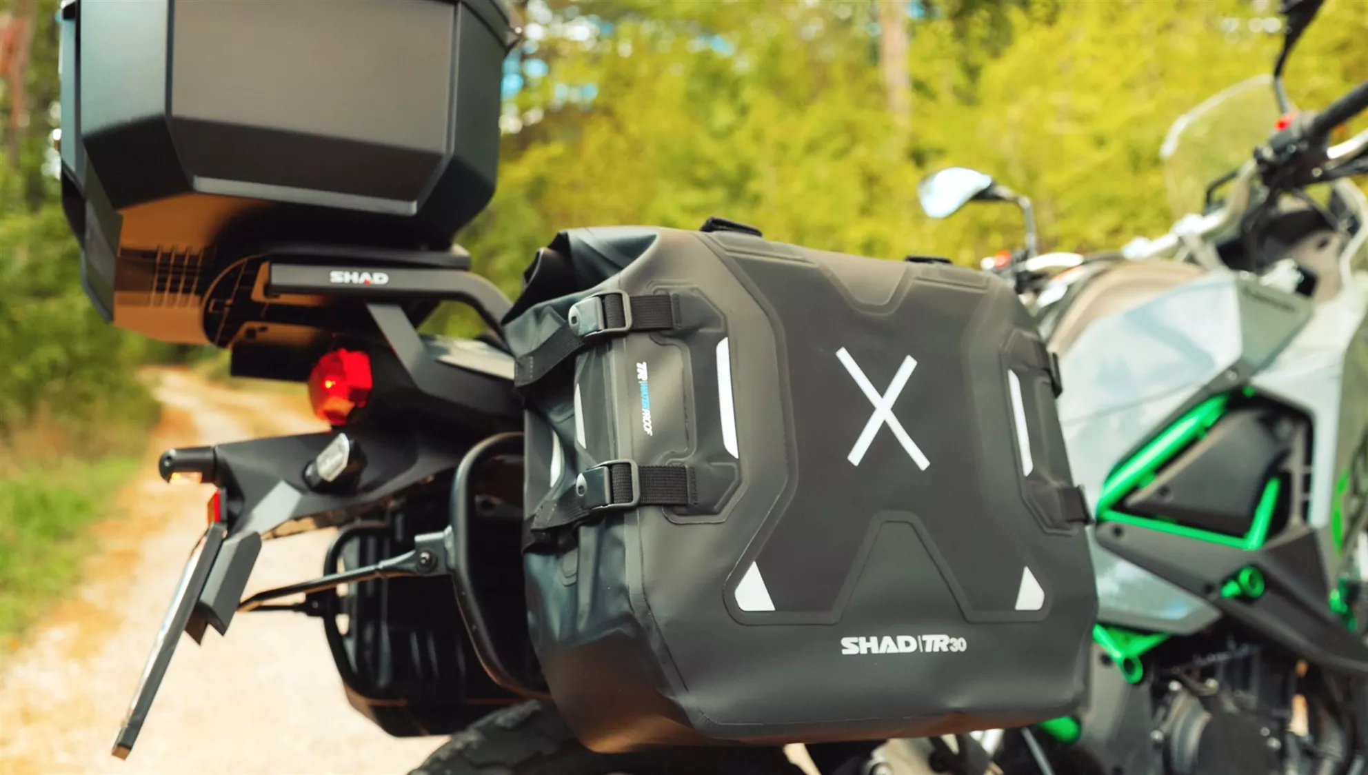 SHAD TR30 side bag and top case on the Kawasaki KLE 500