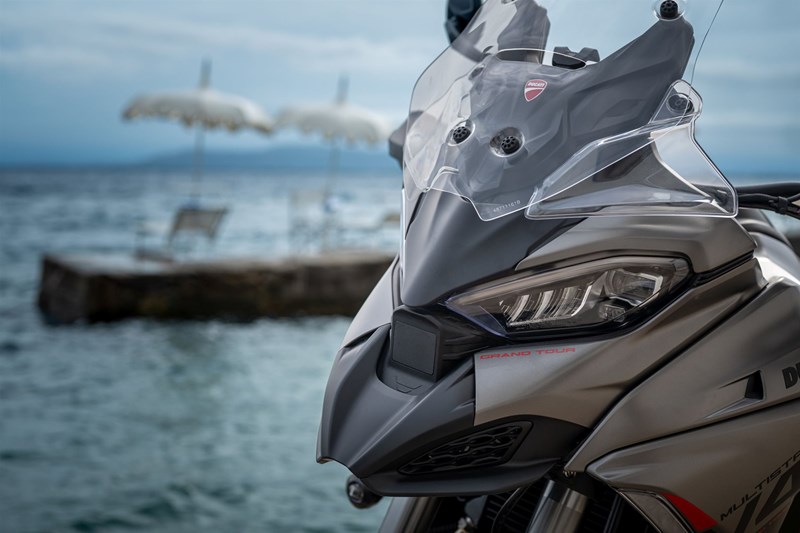 Ducati Multistrada V4 S Grand Tour: Mehr Technik für 2026