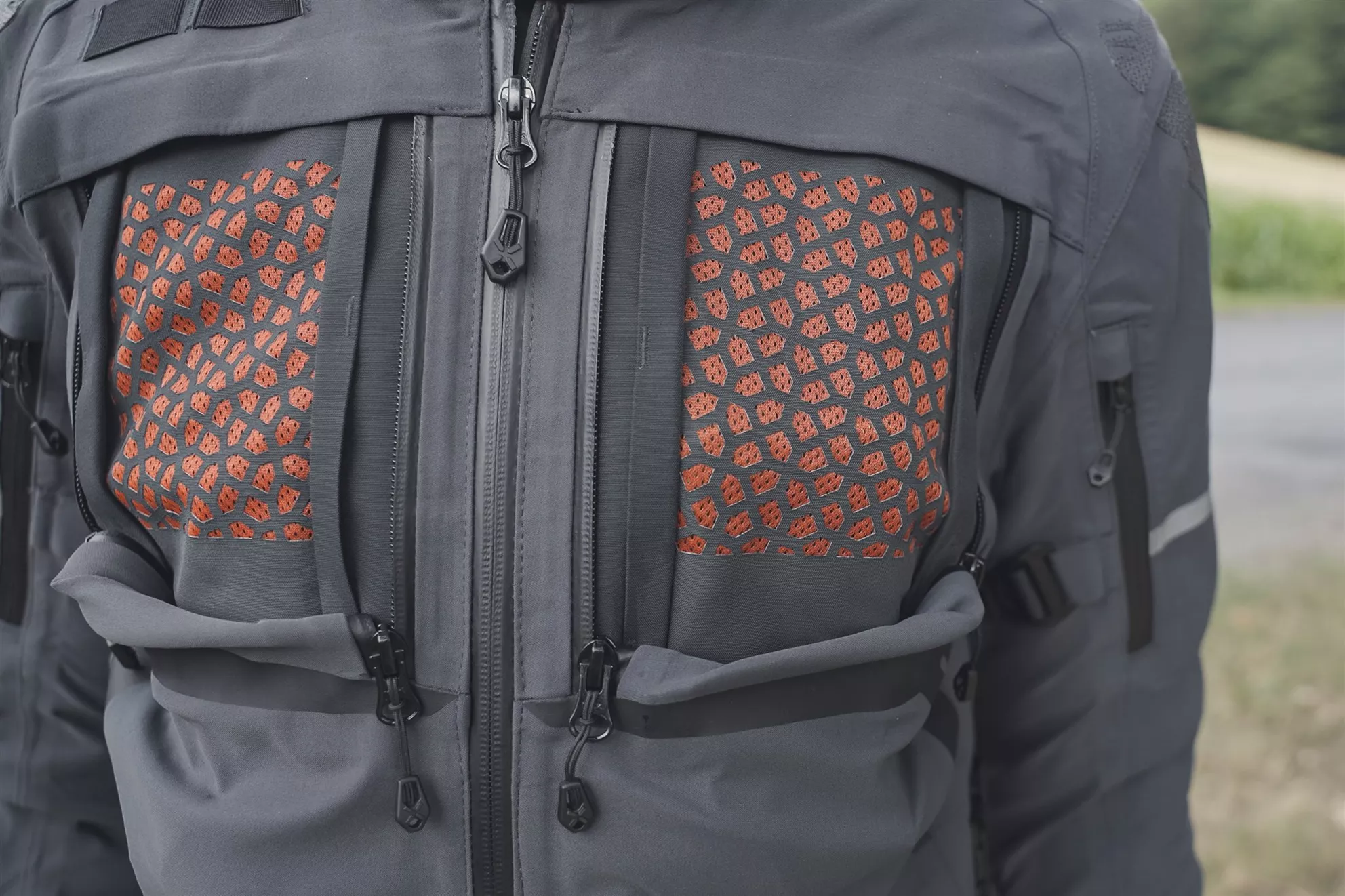 Chest ventilation of the iXS Tourster-GTX 1.0 motorcycle jacket Chest ventilation of the iXS Tourster-GTX 1.0 motorcycle jacket