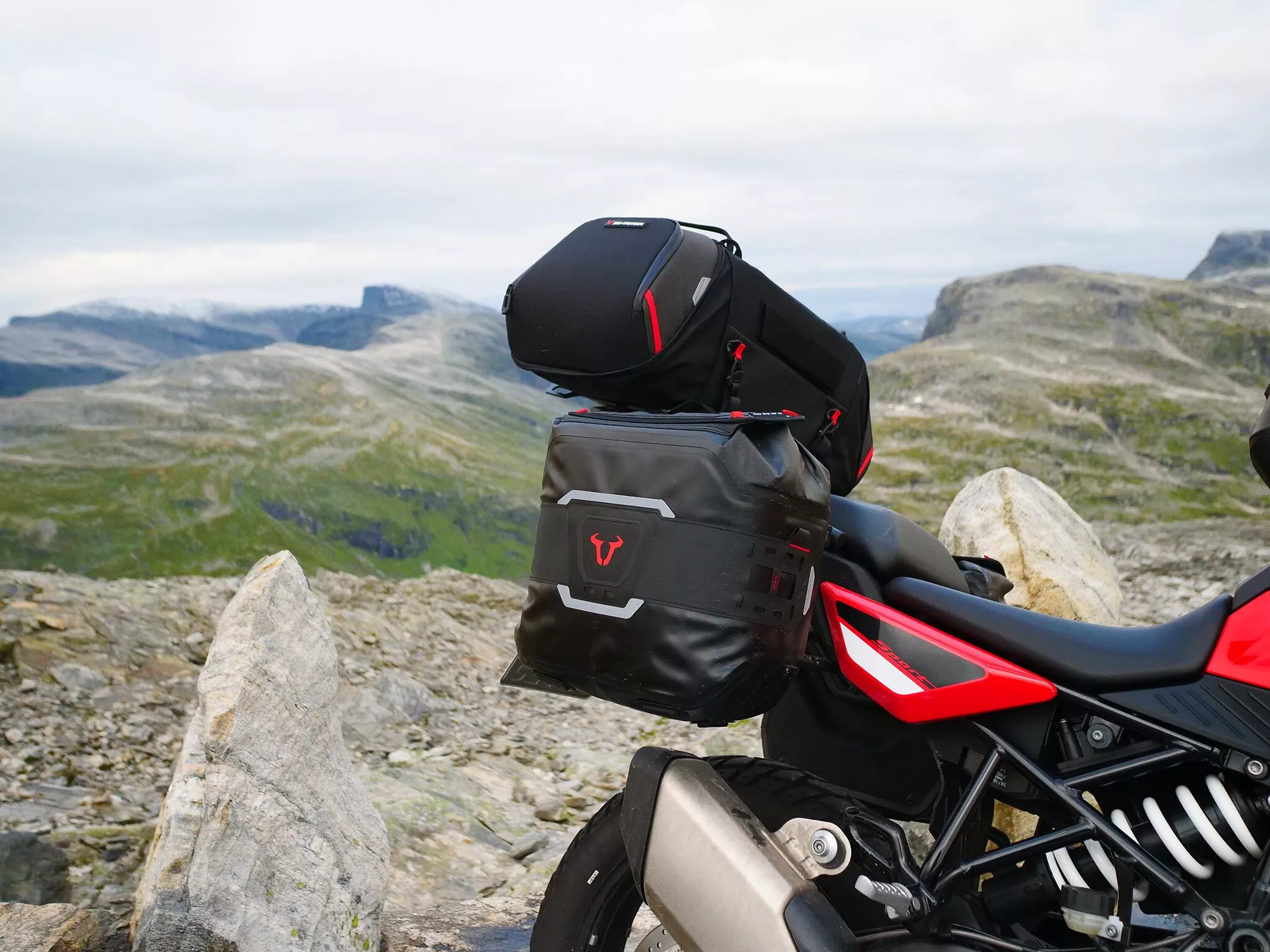 SW-Motech V-LOC on the BMW F 450 GS 2026