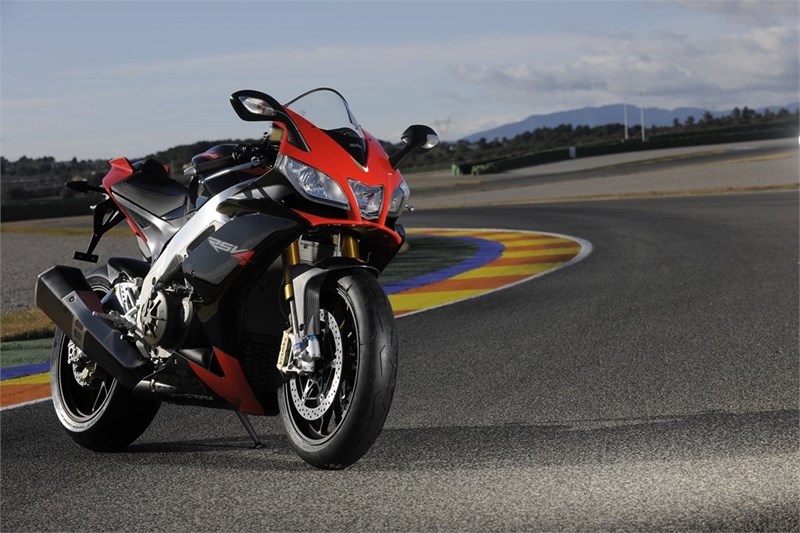 Aprilia RSV 4 Factory