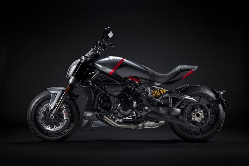 Ducati XDiavel Black Star 2021