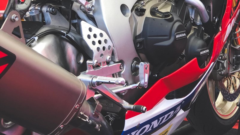 Honda CBR1000RR SP Superbike Ian Hutchinson Honda CBR1000RR SP Superbike Ian Hutchinson