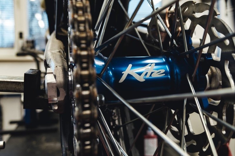 Kite Elite Radsatz und Moto-Master Bremsscheibe an Husqvarna TE 300i 2021 Kite Elite Radsatz und Moto-Master Bremsscheibe an Husqvarna TE 300i 2021