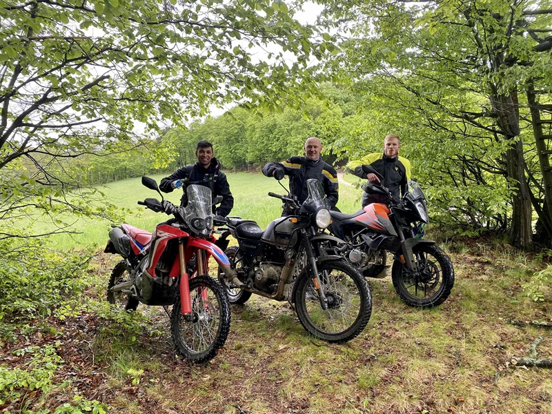 48 PS Reiseenduros im Test 48 PS Reiseenduros im Test