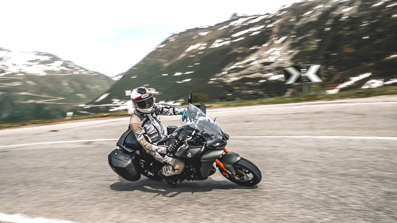 Yamaha Tracer 9 GT im Alpentest