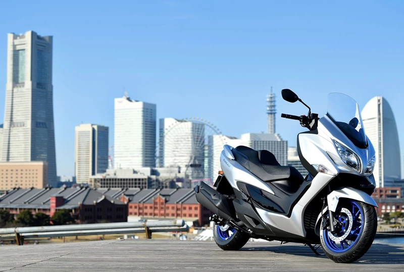 Der Suzuki Burgman 400. Der Suzuki Burgman 400.