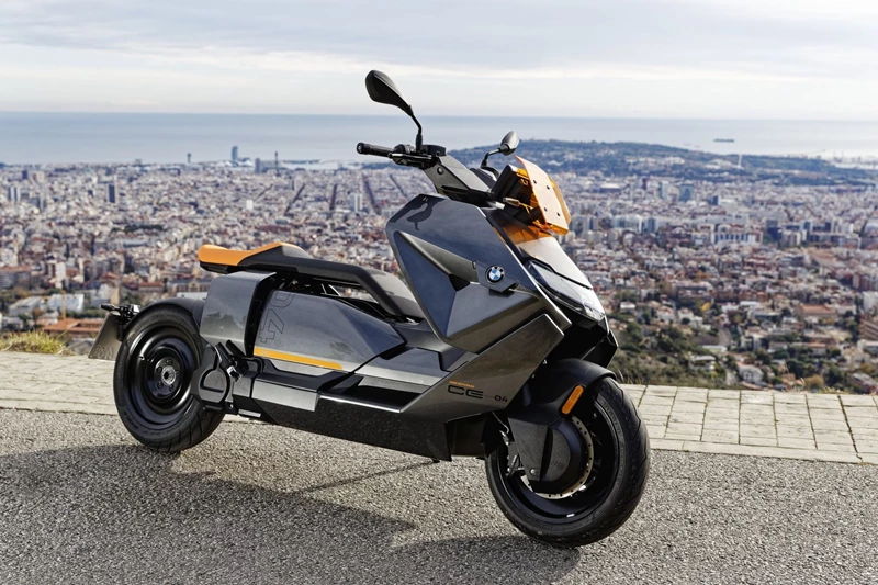 Der BMW CE 04. Der BMW CE 04.