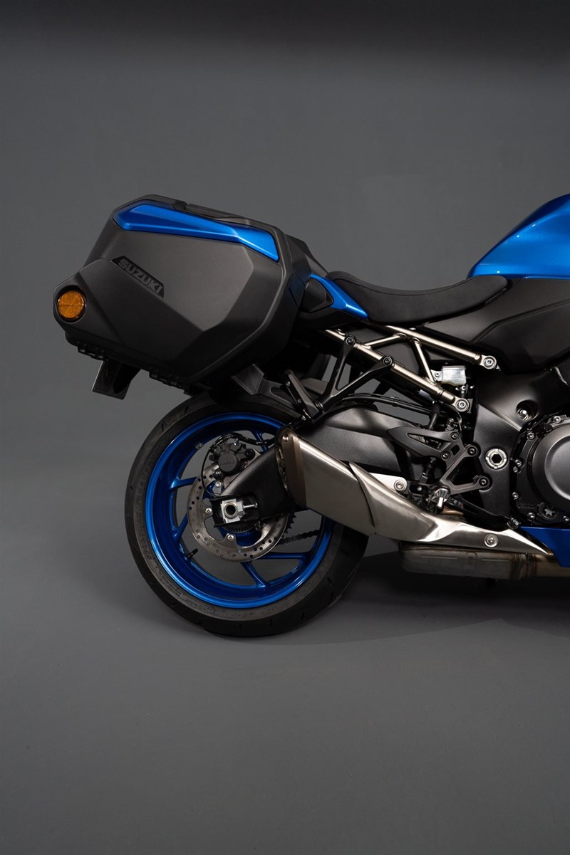 Suzuki GSX-S1000GT mit integriertem Koffersystem Suzuki GSX-S1000GT mit integriertem Koffersystem