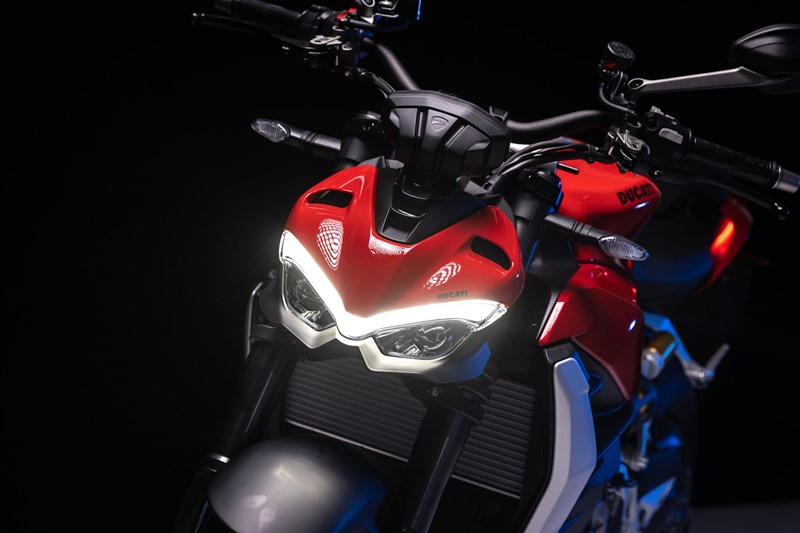 Ducati Streetfighter V2 Front Ducati Streetfighter V2 Front