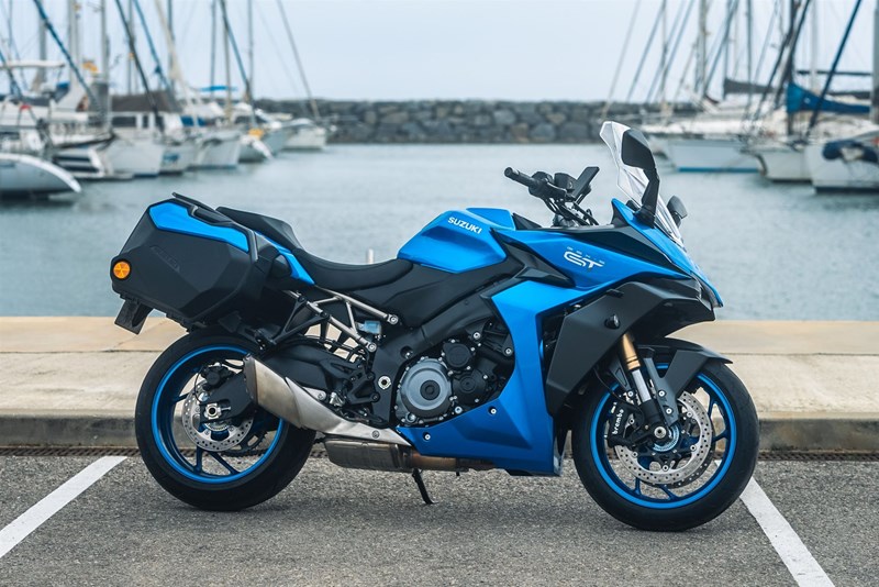 Suzuki GSX-S1000 GT Suzuki GSX-S1000 GT