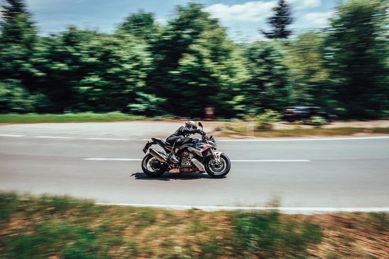 BMW S 1000 R BMW S 1000 R