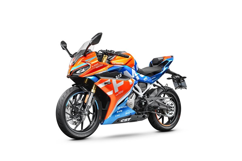CFMOTO 300SR 2023 CFMOTO 300SR 2023