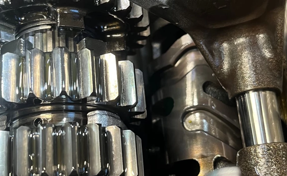 Motor- und Getriebeinstandsetzung Bild 15: Motor- und Getriebeinstandsetzung