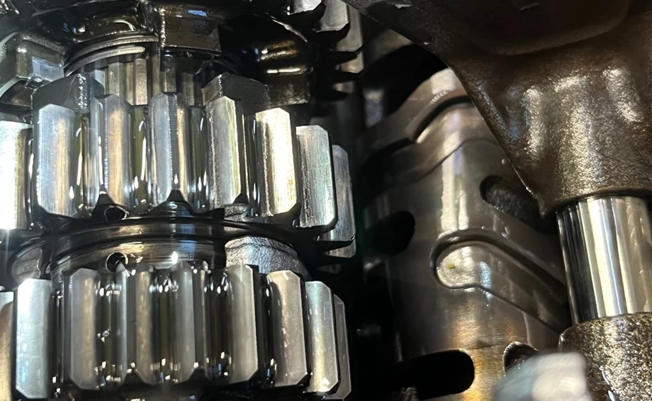 Motor- und Getriebeinstandsetzung Bild 16: Motor- und Getriebeinstandsetzung