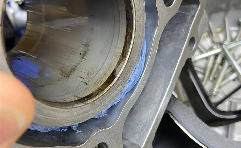 Motor- und Getriebeinstandsetzung Bild 6: Motor- und Getriebeinstandsetzung