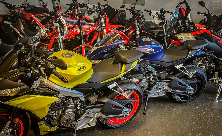 Projekt17-Krafträder  Bild 9: Projekt17-Krafträder