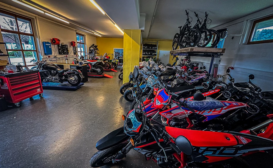 Projekt17-Krafträder  Bild 3: Projekt17-Krafträder