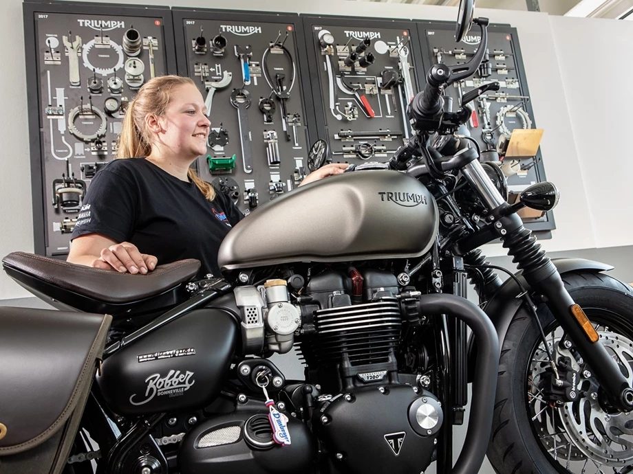 TRIUMPH Cham - britische Fahrkultur im bayerischen Wald Bild 3: TRIUMPH Cham - britische Fahrkultur im bayerischen Wald