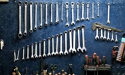 Reparaturen und Inspektionen Reparaturen und Inspektionen