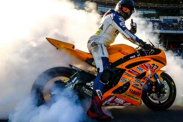 YAMAHA YZF-R6 Cup 2015 Bild 8: YAMAHA YZF-R6 Cup 2015