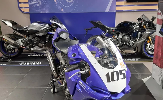 Motorräder - Yamaha Motor