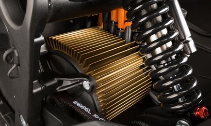 ZERO Leitfaden Laden und Fahren