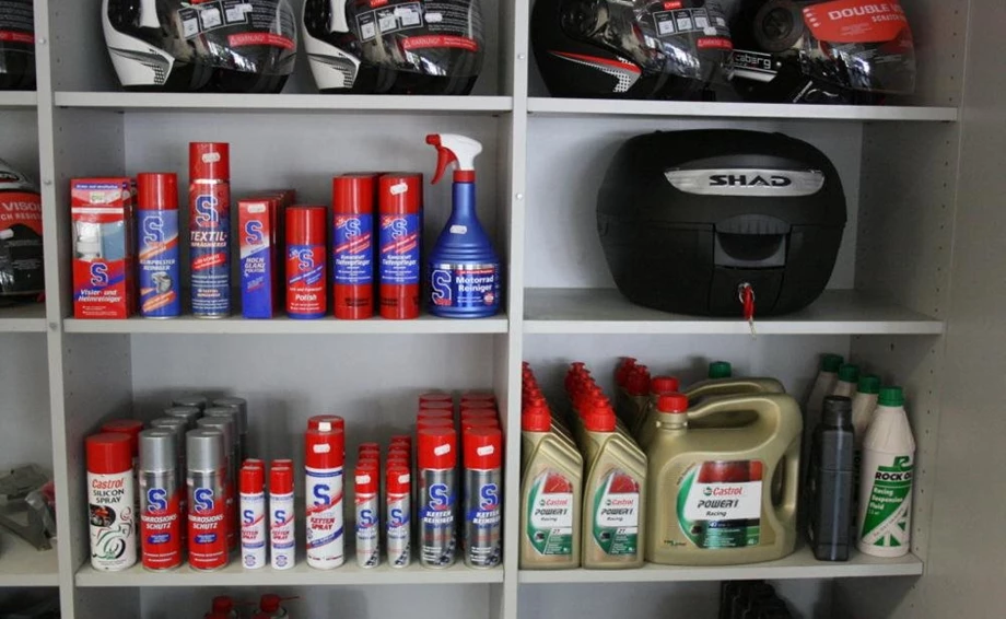 Helme, Bekleidung und Zubehör  Bild 5:  Helme, Bekleidung und Zubehör