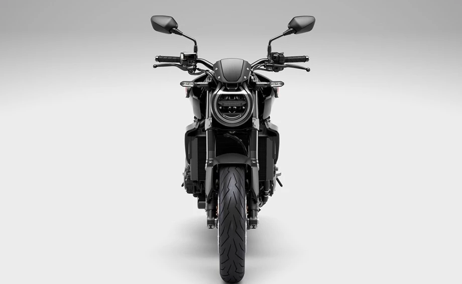 TECHNIK MIT SCHWARZER SEELE. CB1000R Black Edition Bild 10: TECHNIK MIT SCHWARZER SEELE. CB1000R Black Edition