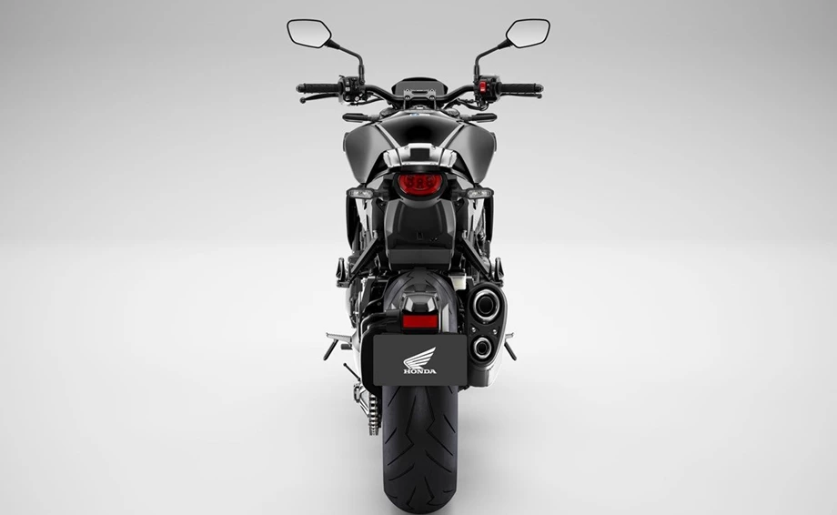 TECHNIK MIT SCHWARZER SEELE. CB1000R Black Edition Bild 12: TECHNIK MIT SCHWARZER SEELE. CB1000R Black Edition