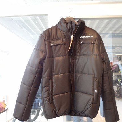 Kawasaki Winterjacke  NEUTEIL !! Kawasaki Winterjacke Verfügbare Größen: XL/2XL  und  2XL/3XL Preis: € 75,00  Achtung!! Die Jacke ist klein geschnitten!!