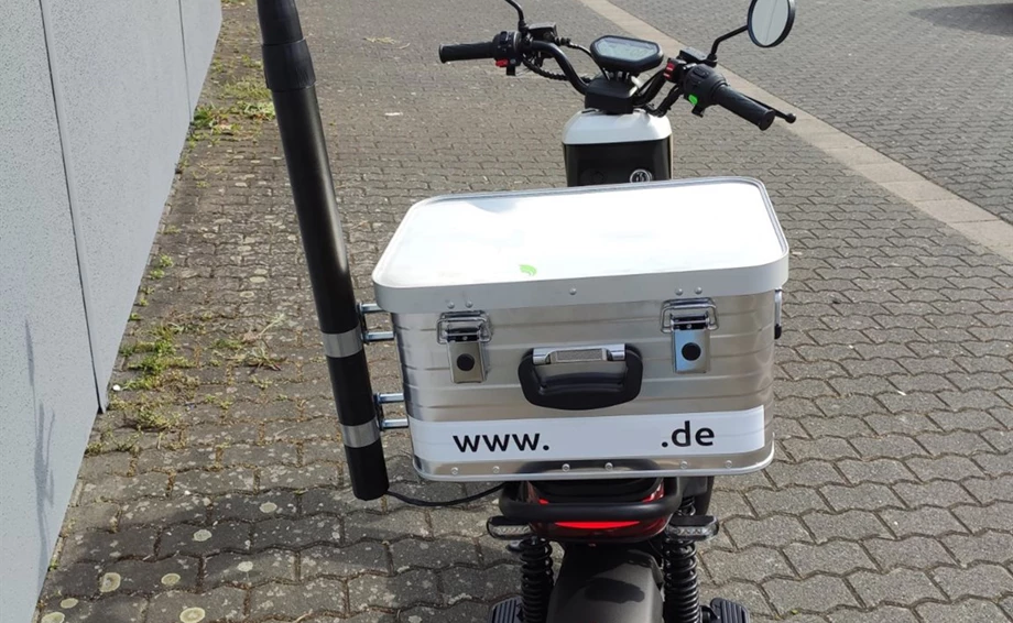 NIU UQi GT - Sicherungsfahrzeug Bild 5: NIU UQi GT - Sicherungsfahrzeug