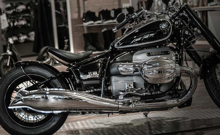 MOZ Motorrad-Werkstatt  Bild 2: MOZ Motorrad-Werkstatt