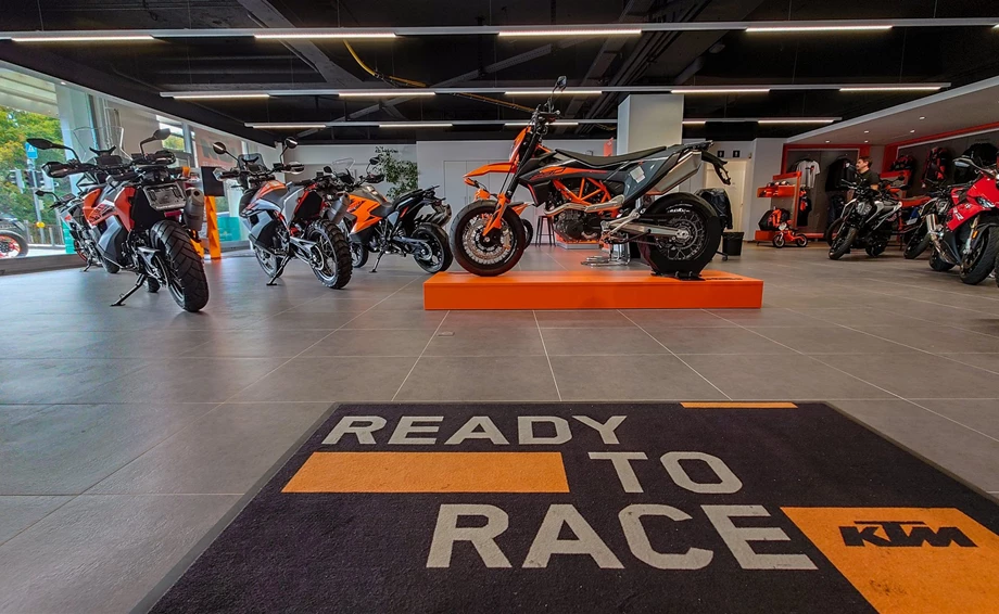 KTM à Neuchâtel Bild 5: KTM à Neuchâtel