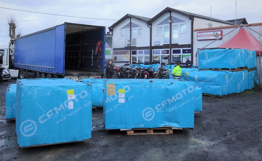 Herzlich willkommen bei Team Motorrad Paffhausen Zweirad-Meisterbetrieb Bild 11: Herzlich willkommen bei Team Motorrad Paffhausen Zweirad-Meisterbetrieb