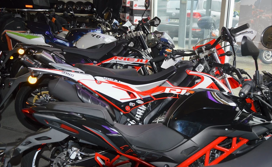 Herzlich willkommen bei Team Motorrad Paffhausen Zweirad-Meisterbetrieb Bild 22: Herzlich willkommen bei Team Motorrad Paffhausen Zweirad-Meisterbetrieb