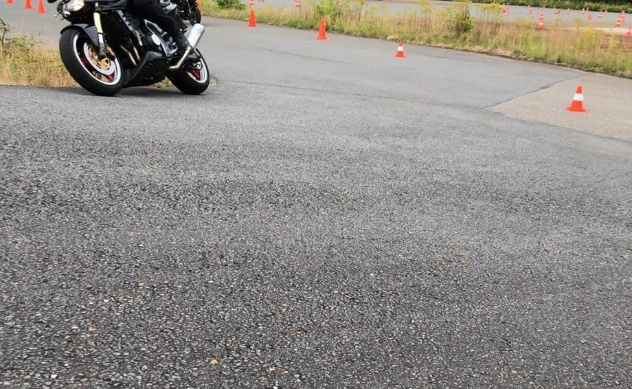 Fahrsicherheitstraining Bild 8: Fahrsicherheitstraining